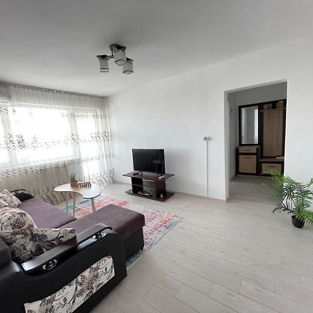 Elite Apartment Targoviste Buitenkant foto